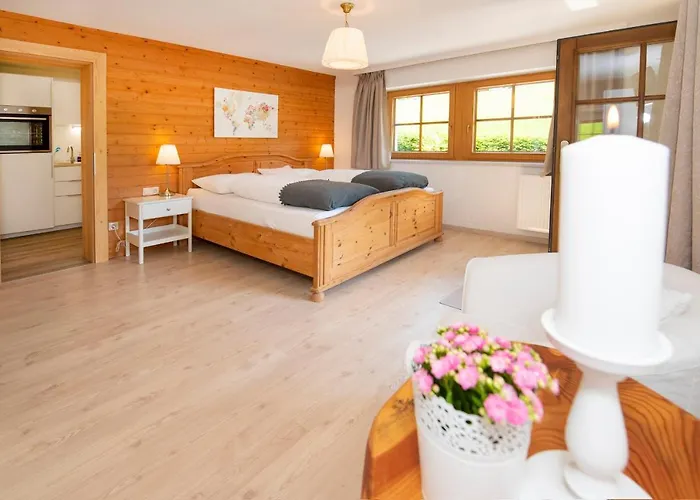 Fuerstenhaeusl - & *