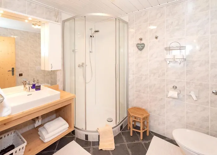 Fuerstenhaeusl - & * אלפבאך