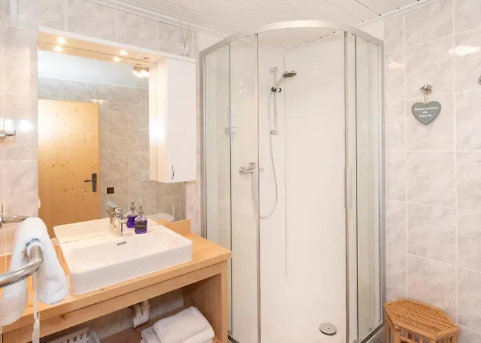 Fuerstenhaeusl - & * אלפבאך