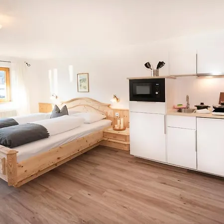 Fuerstenhaeusl Apartment *