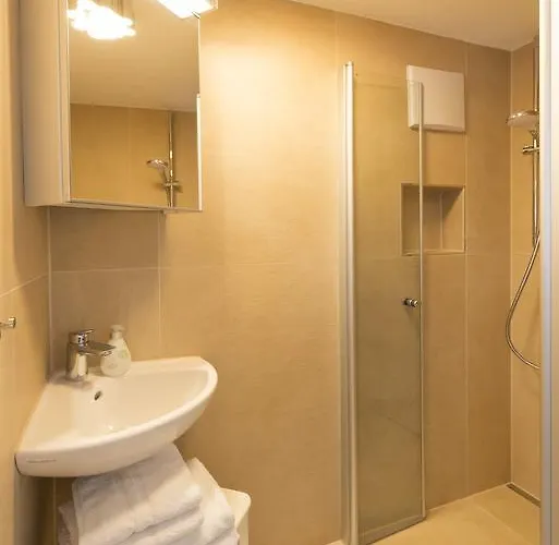 Fuerstenhaeusl - & アパート *